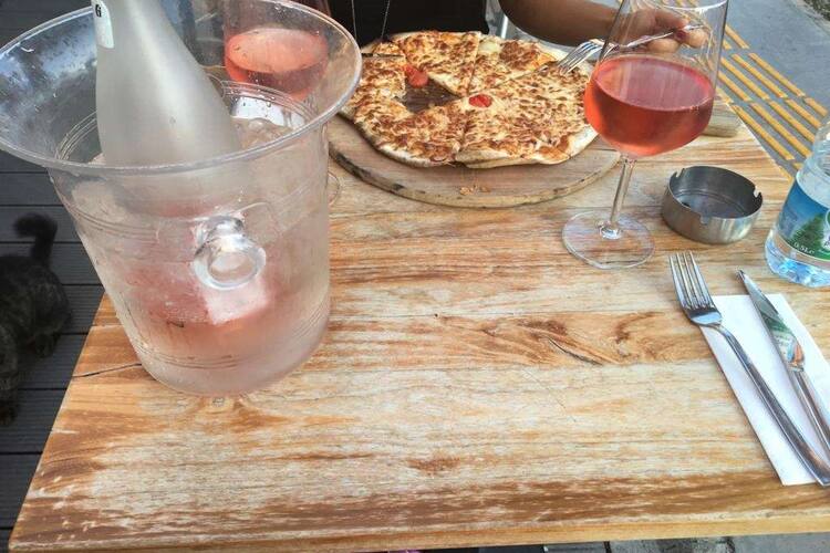 sir winston tea house bostanli izmir